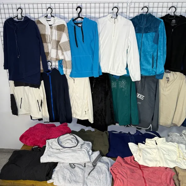 Флісові кофти секонд хенд оптом розмірів XS, S, M, L, XL, XXL, XXXL: чоловічі та жіночі моделі для спорту і повсякденного носіння